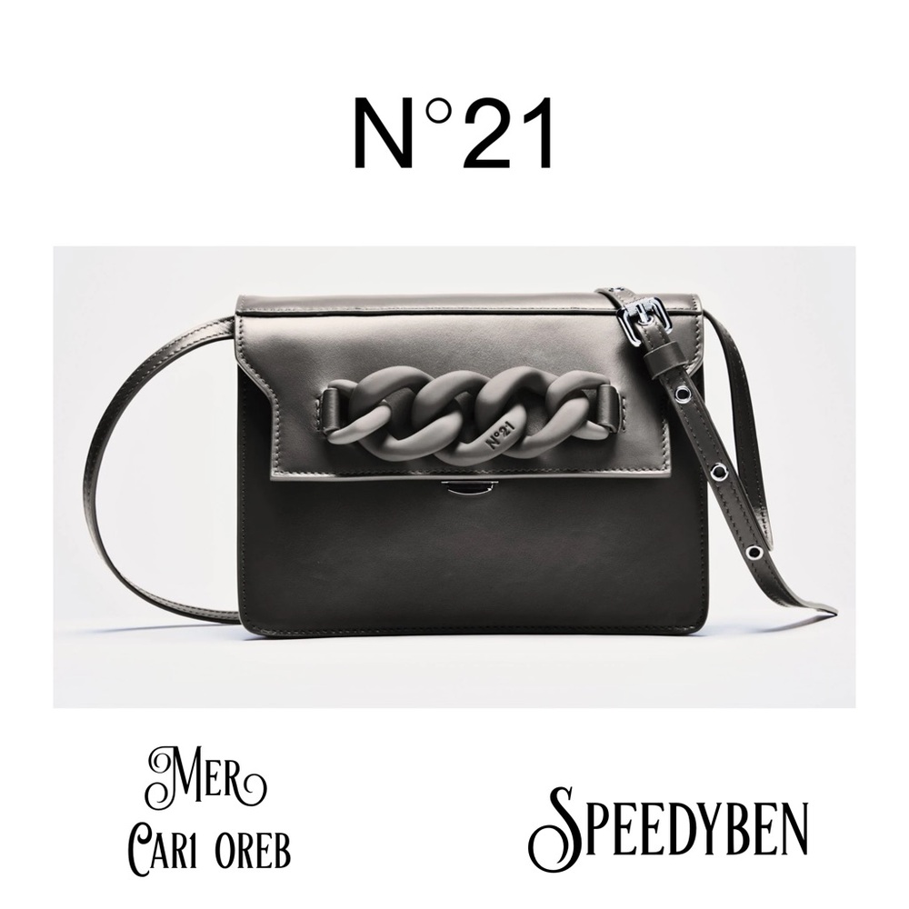 No.21 Chunky Chain Daft Crossbody Bag